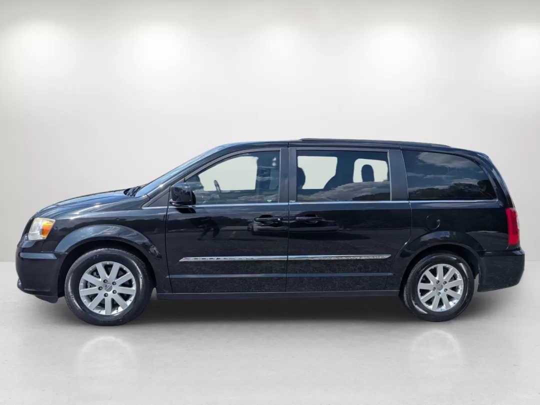 2012 /Black/Light Graystone Interior Chrysler Town and Country Touring (2C4RC1BG8CR) with an Other engine, located at 1430 Gateway Drive, Opelika, AL, 36801, (334) 239-0944, 32.637871, -85.409790 - 2012 Chrysler Town and Country Touring - Photo#7