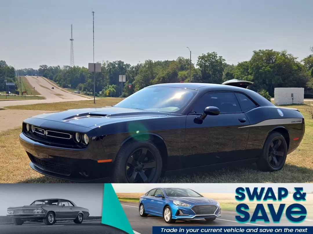 photo of 2016 Dodge Challenger SXT