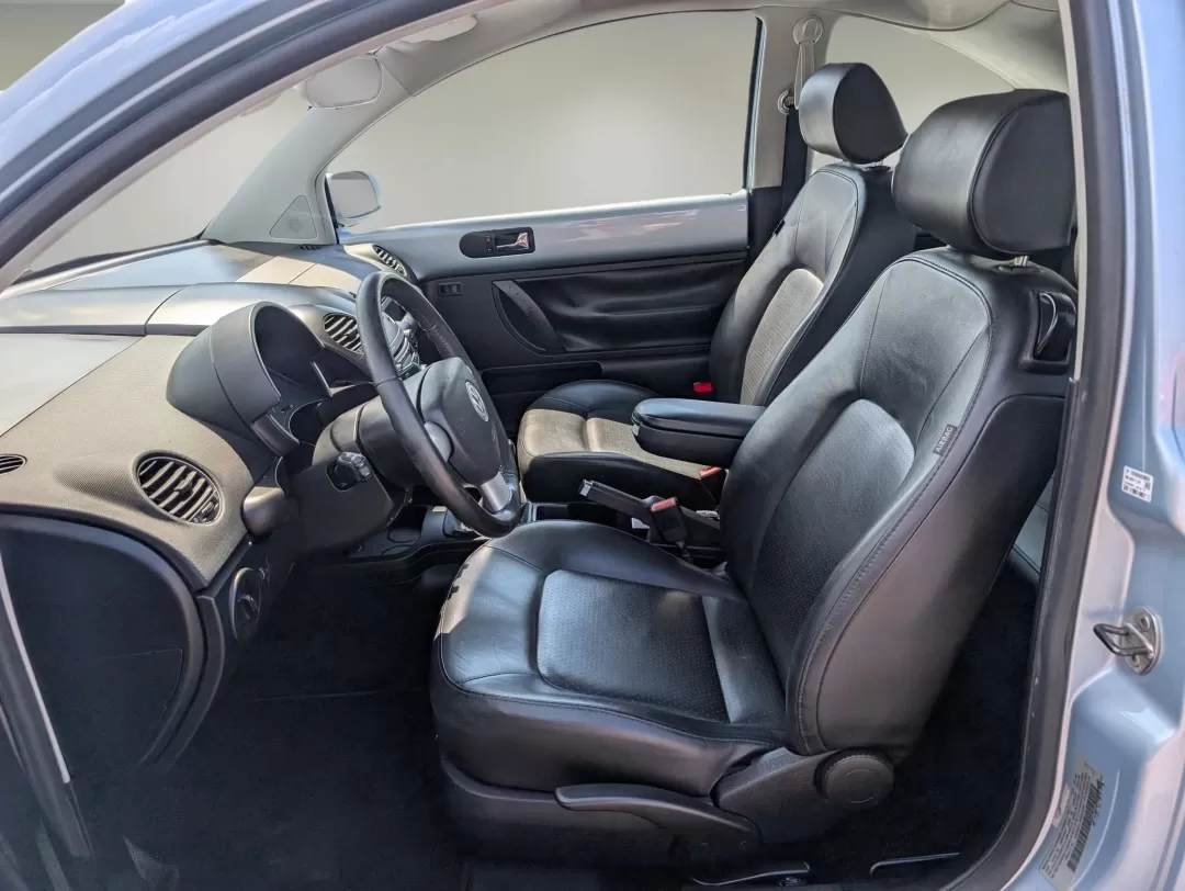 2009 Volkswagen New Beetle Coupe S (3VWPW31C29M) with an Other engine, located at 521 Old Farm Lane Rd, Prattville, AL, 36066, (334) 325-1505, 32.482460, -86.416367 - 2009 Volkswagen New Beetle Coupe S - Photo#8