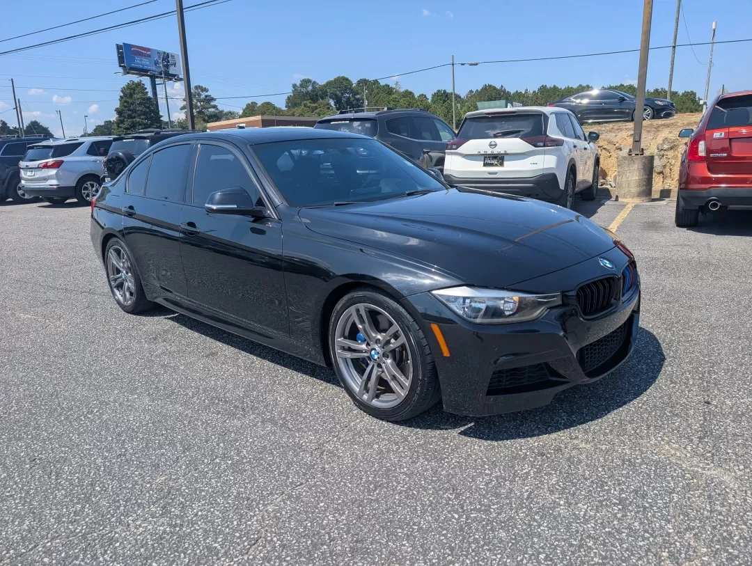 2015 BMW 3 Series 328i (WBA3C1C58FK) with an Other engine, located at 3959 U.S. 80 W, Phenix City, AL, 36870, (334) 297-4885, 32.469296, -85.135185 - 2015 BMW 3 Series 328i - Photo#2