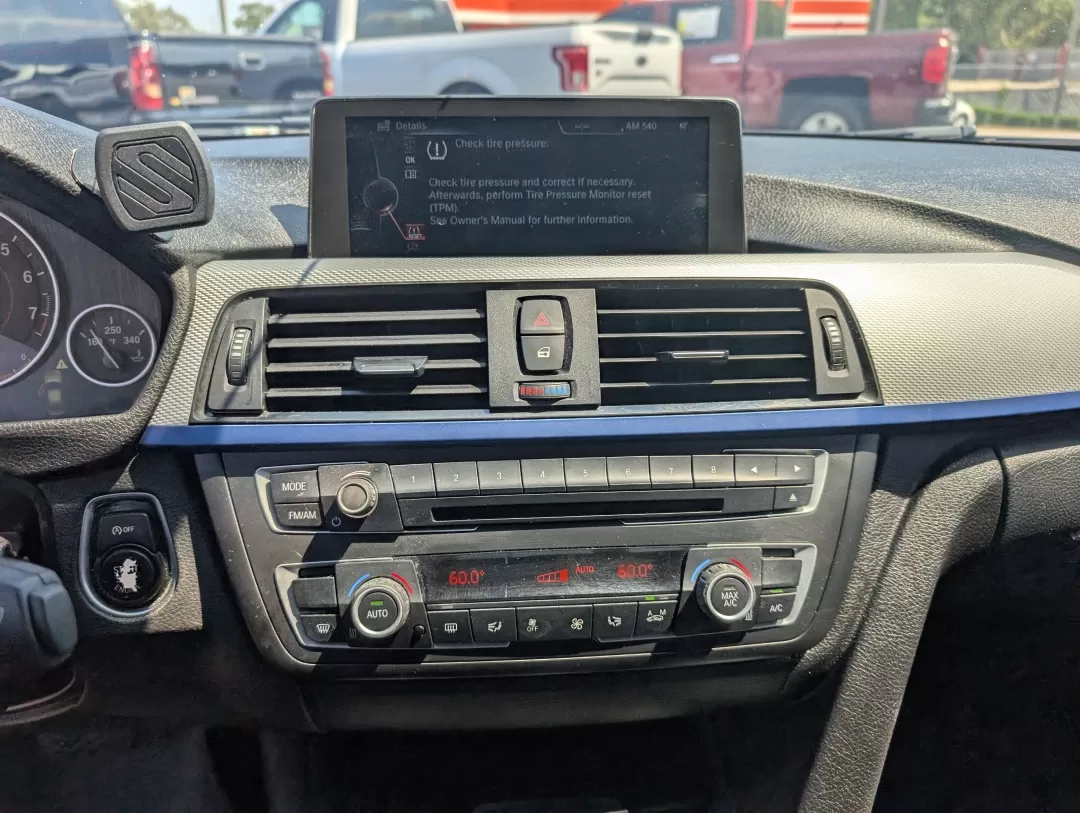 2015 BMW 3 Series 328i (WBA3C1C58FK) with an Other engine, located at 3959 U.S. 80 W, Phenix City, AL, 36870, (334) 297-4885, 32.469296, -85.135185 - 2015 BMW 3 Series 328i - Photo#12