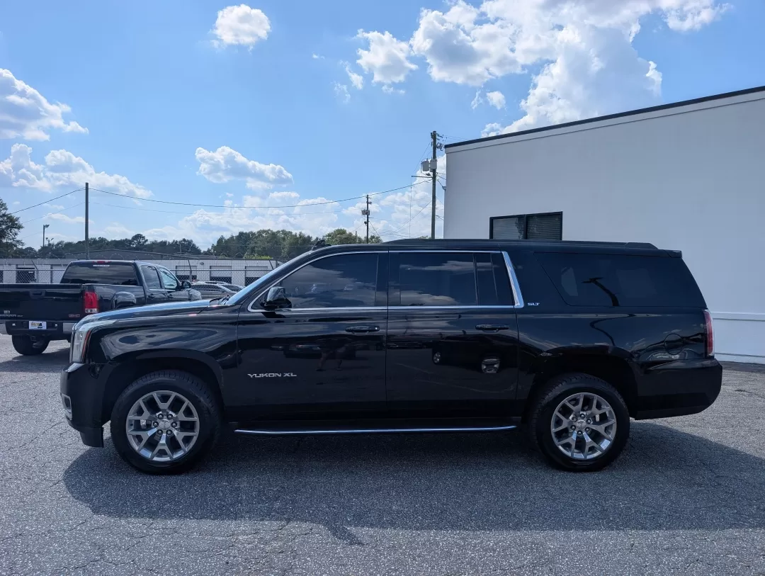 2020 /Jet Black GMC Yukon XL SLT Standard Edition (1GKS1JKC7LR) with an Other engine, located at 3959 U.S. 80 W, Phenix City, AL, 36870, (334) 297-4885, 32.469296, -85.135185 - 2020 GMC Yukon XL SLT Standard Edition - Photo#7