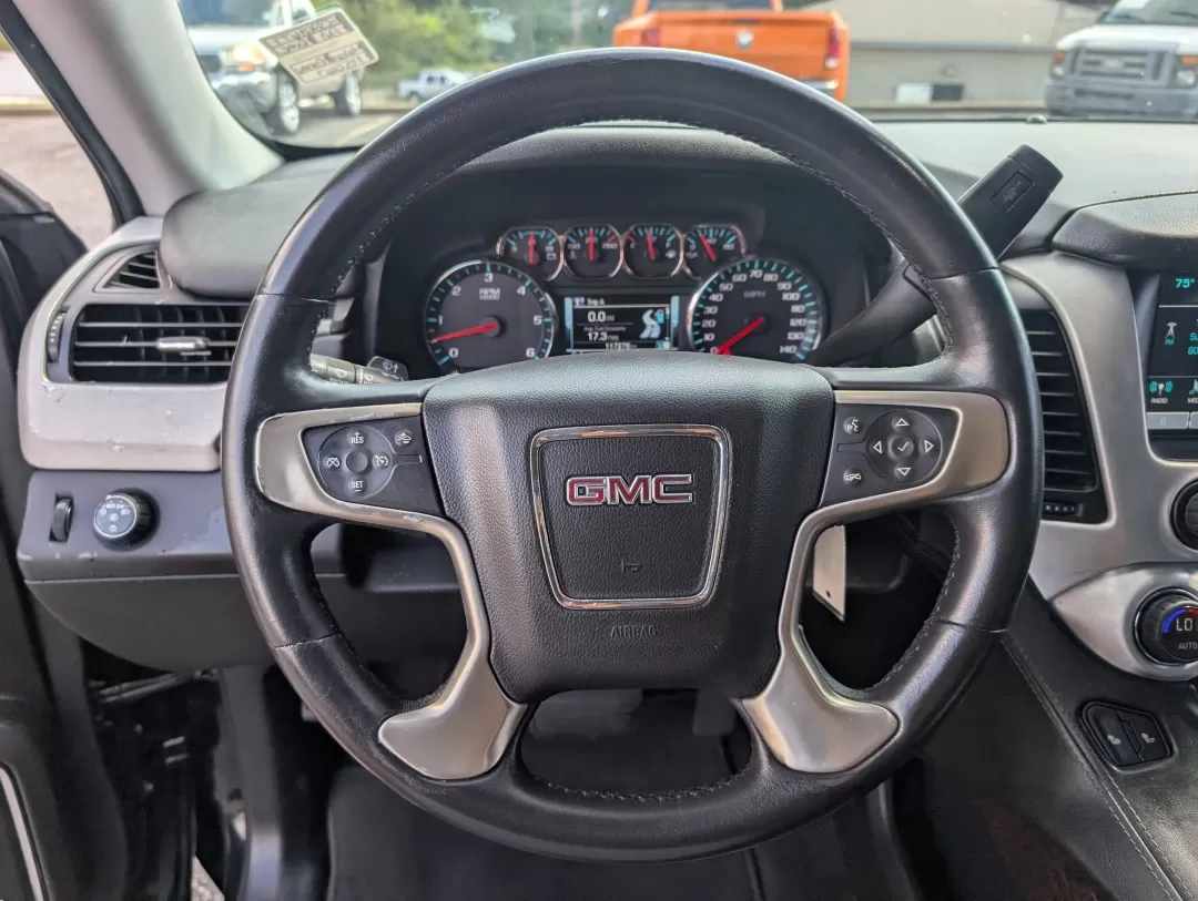 2020 /Jet Black GMC Yukon XL SLT Standard Edition (1GKS1JKC7LR) with an Other engine, located at 3959 U.S. 80 W, Phenix City, AL, 36870, (334) 297-4885, 32.469296, -85.135185 - 2020 GMC Yukon XL SLT Standard Edition - Photo#15