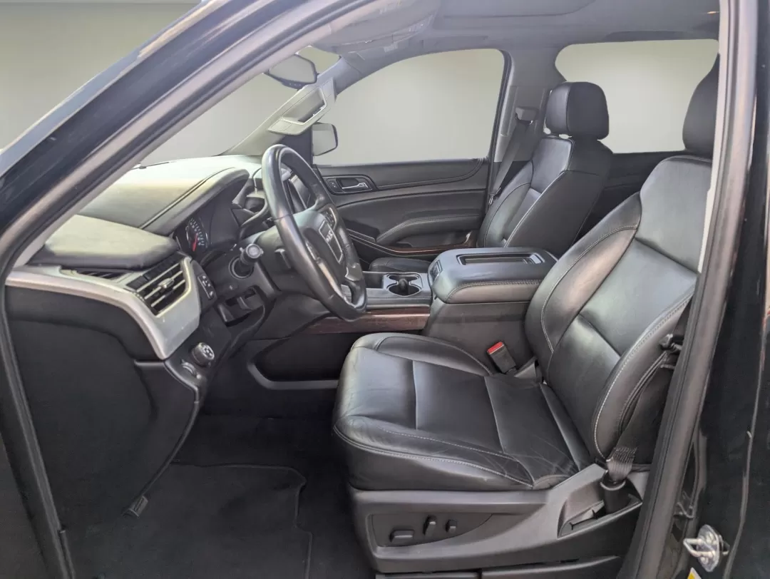 2020 /Jet Black GMC Yukon XL SLT Standard Edition (1GKS1JKC7LR) with an Other engine, located at 7000 Northlake Connector, Columbus, GA, 31904, (706) 987-8085, 32.524975, -84.978134 - 2020 GMC Yukon XL SLT Standard Edition - Photo#9
