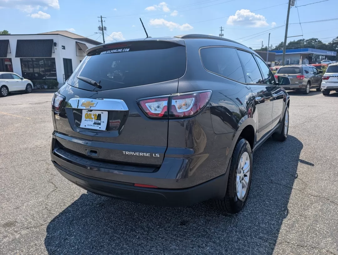 2015 /Dark Titanium/Light Titanium Chevrolet Traverse LS (1GNKRFEDXFJ) with an Other engine, located at 3959 U.S. 80 W, Phenix City, AL, 36870, (334) 297-4885, 32.469296, -85.135185 - 2015 Chevrolet Traverse LS - Photo#4