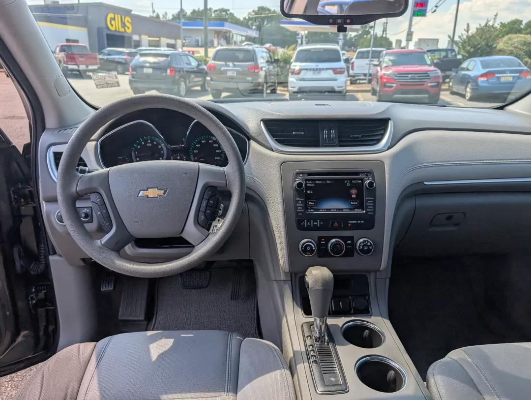 2015 /Dark Titanium/Light Titanium Chevrolet Traverse LS (1GNKRFEDXFJ) with an Other engine, located at 3959 U.S. 80 W, Phenix City, AL, 36870, (334) 297-4885, 32.469296, -85.135185 - 2015 Chevrolet Traverse LS - Photo#12