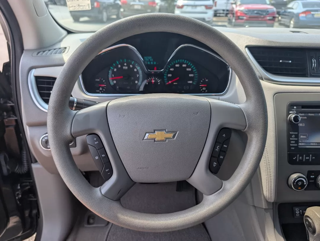 2015 /Dark Titanium/Light Titanium Chevrolet Traverse LS (1GNKRFEDXFJ) with an Other engine, located at 3959 U.S. 80 W, Phenix City, AL, 36870, (334) 297-4885, 32.469296, -85.135185 - 2015 Chevrolet Traverse LS - Photo#15