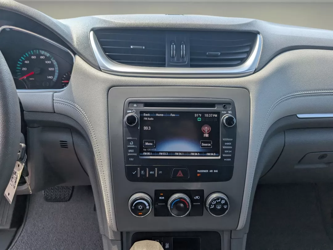 2015 /Dark Titanium/Light Titanium Chevrolet Traverse LS (1GNKRFEDXFJ) with an Other engine, located at 3959 U.S. 80 W, Phenix City, AL, 36870, (334) 297-4885, 32.469296, -85.135185 - **Discover Your Next Adventure with the 2015 Chevrolet Traverse LS at Gils Auto!**<br /> <br /> Are you ready to elevate your family's adventures or conquer your daily commute? The 2015 Chevrolet Traverse LS is your answer, designed with ample space and modern features to accommodate every need. Fro - Photo#15