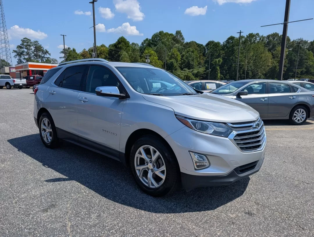 2018 /Medium Ash Gray Chevrolet Equinox Premier (2GNAXMEV4J6) with an Other engine, located at 3959 U.S. 80 W, Phenix City, AL, 36870, (334) 297-4885, 32.469296, -85.135185 - 2018 Chevrolet Equinox Premier - Photo#2