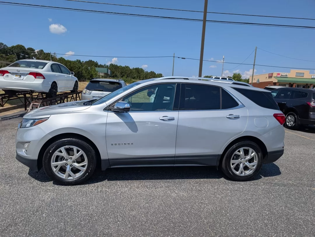 2018 /Medium Ash Gray Chevrolet Equinox Premier (2GNAXMEV4J6) with an Other engine, located at 3959 U.S. 80 W, Phenix City, AL, 36870, (334) 297-4885, 32.469296, -85.135185 - 2018 Chevrolet Equinox Premier - Photo#7