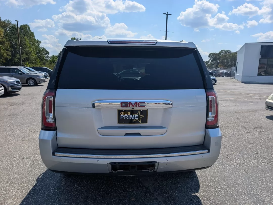2019 /Jet Black GMC Yukon Denali (1GKS2CKJ8KR) with an Other engine, located at 3959 U.S. 80 W, Phenix City, AL, 36870, (334) 297-4885, 32.469296, -85.135185 - 2019 GMC Yukon Denali - Photo#5