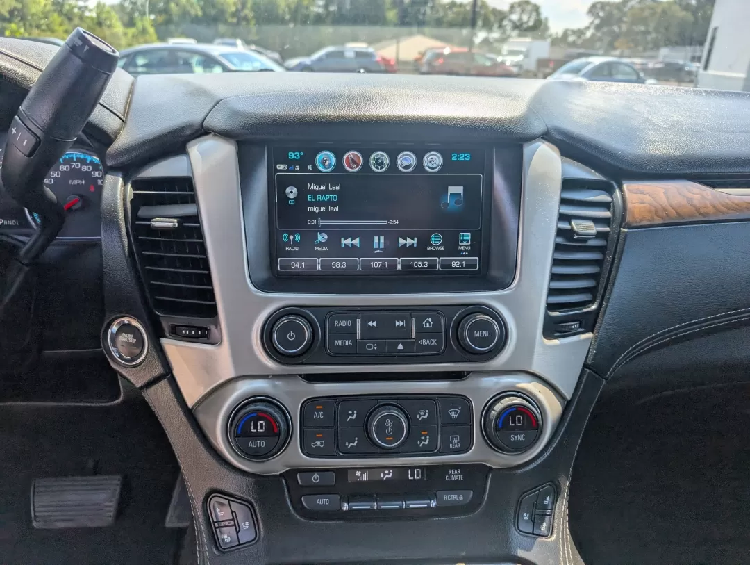 2019 /Jet Black GMC Yukon Denali (1GKS2CKJ8KR) with an Other engine, located at 3959 U.S. 80 W, Phenix City, AL, 36870, (334) 297-4885, 32.469296, -85.135185 - 2019 GMC Yukon Denali - Photo#13