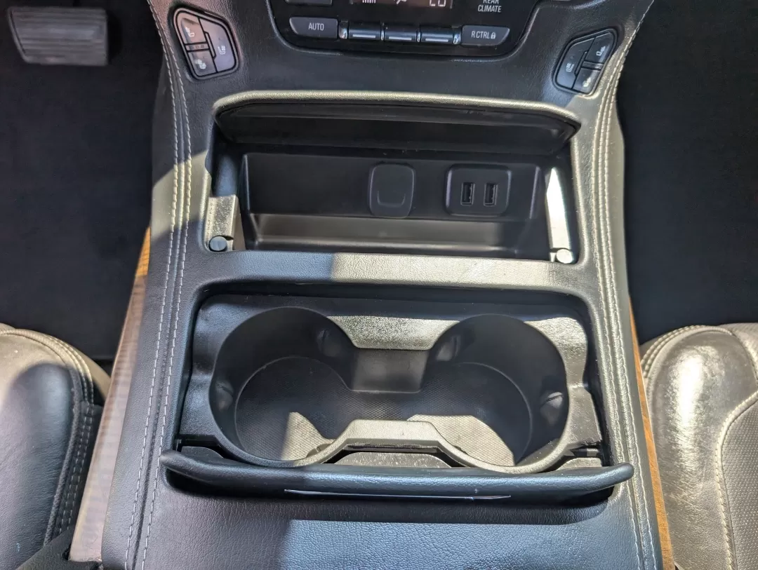 2019 /Jet Black GMC Yukon Denali (1GKS2CKJ8KR) with an Other engine, located at 3959 U.S. 80 W, Phenix City, AL, 36870, (334) 297-4885, 32.469296, -85.135185 - 2019 GMC Yukon Denali - Photo#14