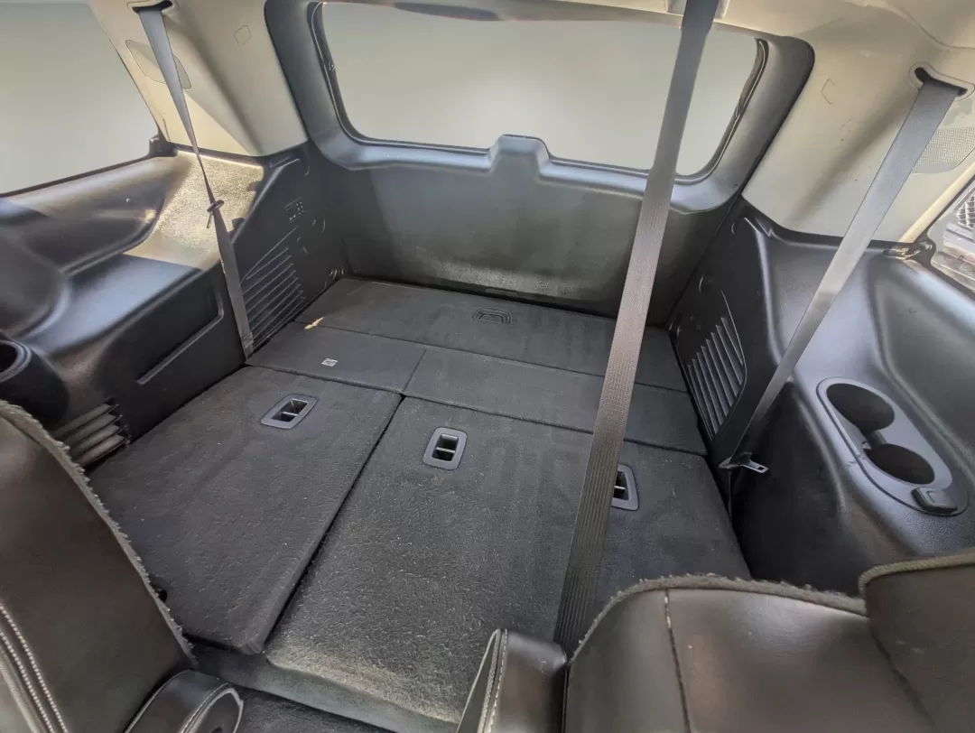 2019 /Jet Black GMC Yukon Denali (1GKS2CKJ8KR) with an Other engine, located at 3959 U.S. 80 W, Phenix City, AL, 36870, (334) 297-4885, 32.469296, -85.135185 - **Find Your Adventure with the 2019 GMC Yukon Denali at Gils Auto!**<br /> <br /> If you're seeking a vehicle that combines luxury, power, and versatility, look no further than our stunning 2019 GMC Yukon Denali, available now at Gils Auto in Phenix City, AL. Perfect for families needing ample space - Photo#12