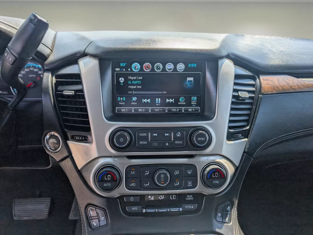 2019 /Jet Black GMC Yukon Denali (1GKS2CKJ8KR) with an Other engine, located at 3959 U.S. 80 W, Phenix City, AL, 36870, (334) 297-4885, 32.469296, -85.135185 - **Find Your Adventure with the 2019 GMC Yukon Denali at Gils Auto!**<br /> <br /> If you're seeking a vehicle that combines luxury, power, and versatility, look no further than our stunning 2019 GMC Yukon Denali, available now at Gils Auto in Phenix City, AL. Perfect for families needing ample space - Photo#14