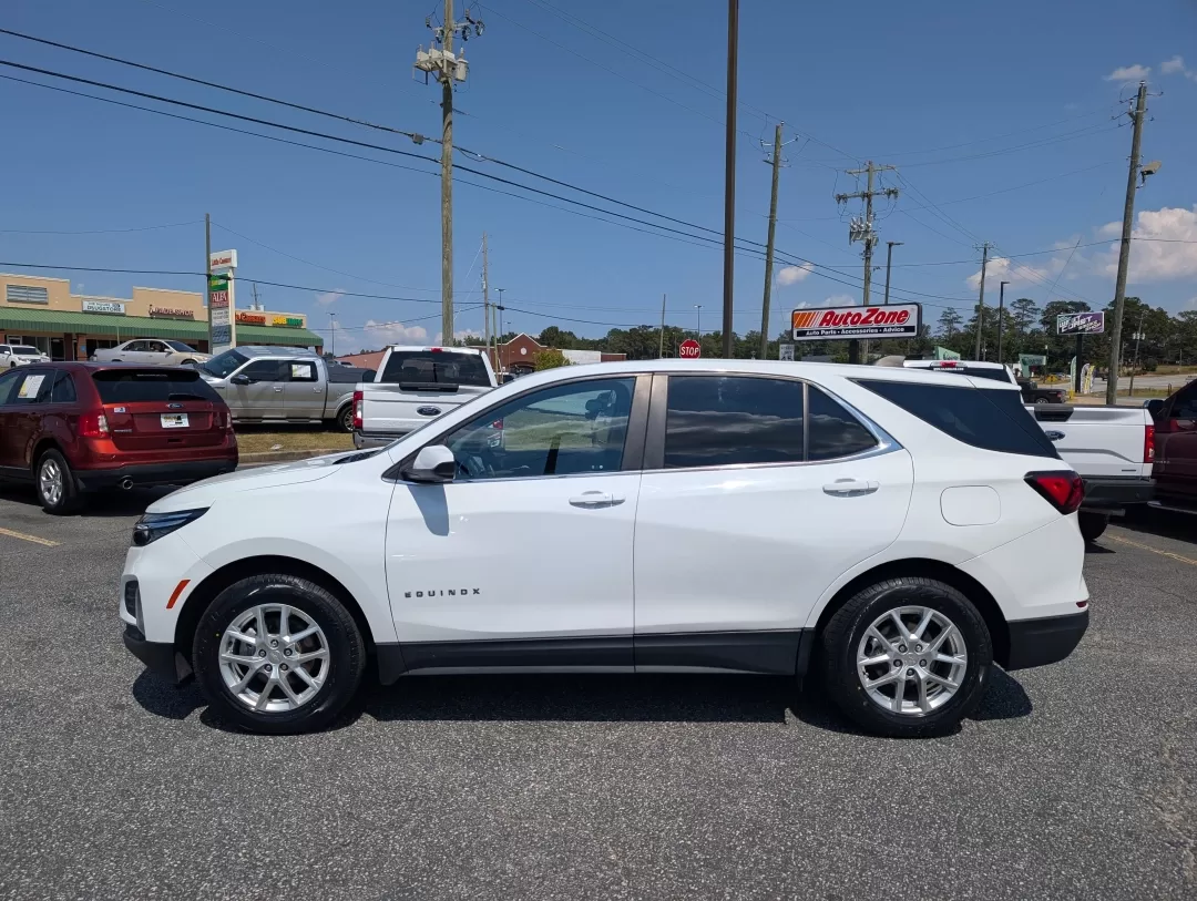 2023 /Medium Ash Gray Chevrolet Equinox LT (3GNAXUEG7PS) with an Other engine, located at 3959 U.S. 80 W, Phenix City, AL, 36870, (334) 297-4885, 32.469296, -85.135185 - 2023 Chevrolet Equinox LT - Photo#7
