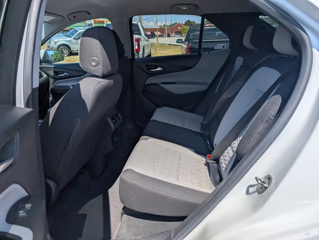 2023 /Medium Ash Gray Chevrolet Equinox LT (3GNAXUEG7PS) with an Other engine, located at 3959 U.S. 80 W, Phenix City, AL, 36870, (334) 297-4885, 32.469296, -85.135185 - 2023 Chevrolet Equinox LT - Photo#10