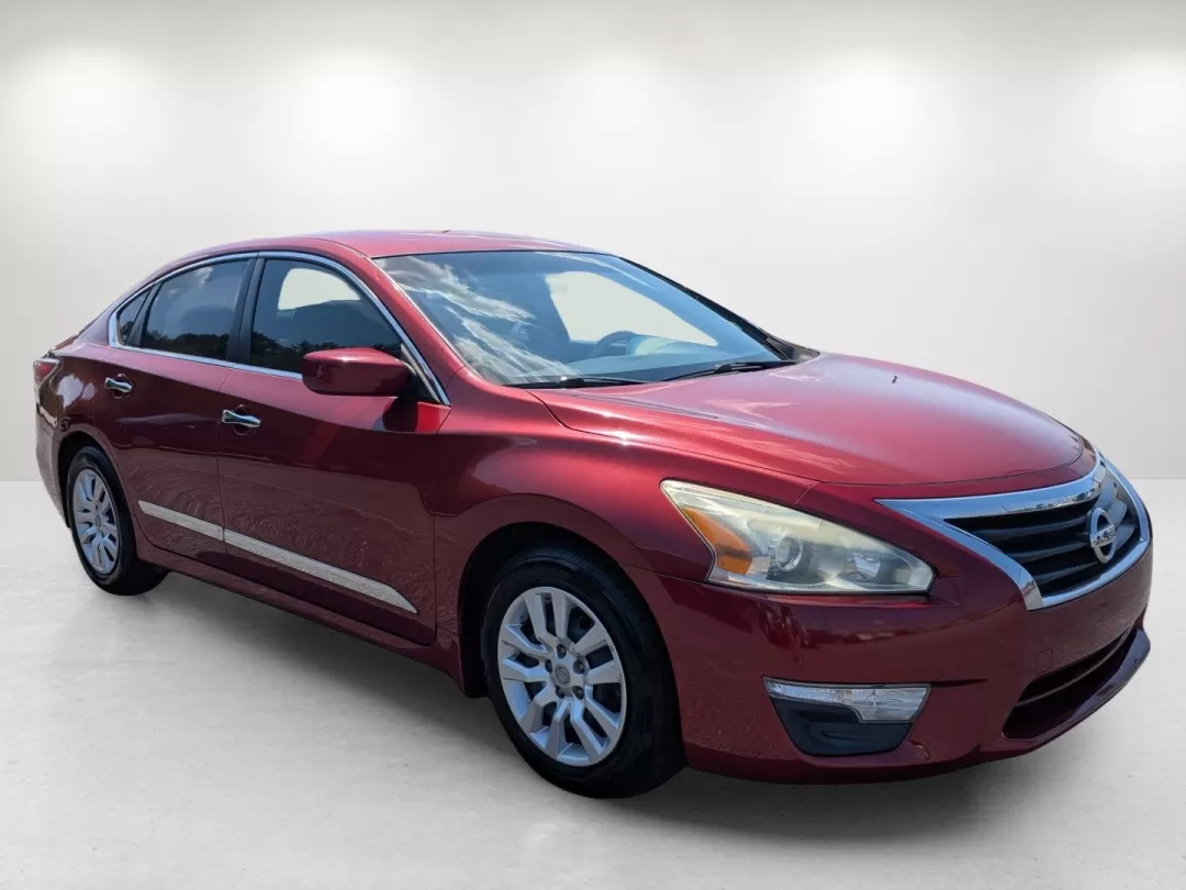 2015 /Beige Nissan Altima 2.5 S (1N4AL3APXFC) with an Other engine, located at 5115 14th Ave., Columbus, GA, 31904, (706) 323-0345, 32.511494, -84.971046 - 2015 Nissan Altima 2.5 S - Photo#2