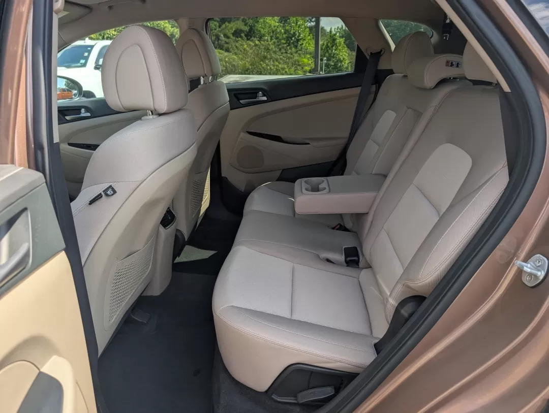 2017 /Beige Hyundai Tucson Sport (KM8J33A27HU) with an Other engine, located at 3959 U.S. 80 W, Phenix City, AL, 36870, (334) 297-4885, 32.469296, -85.135185 - 2017 Hyundai Tucson Sport - Photo#10