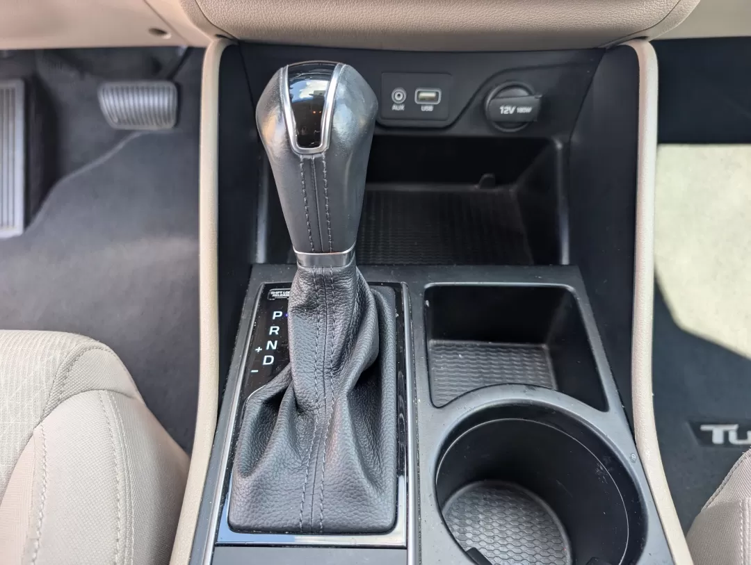 2017 /Beige Hyundai Tucson Sport (KM8J33A27HU) with an Other engine, located at 3959 U.S. 80 W, Phenix City, AL, 36870, (334) 297-4885, 32.469296, -85.135185 - 2017 Hyundai Tucson Sport - Photo#12