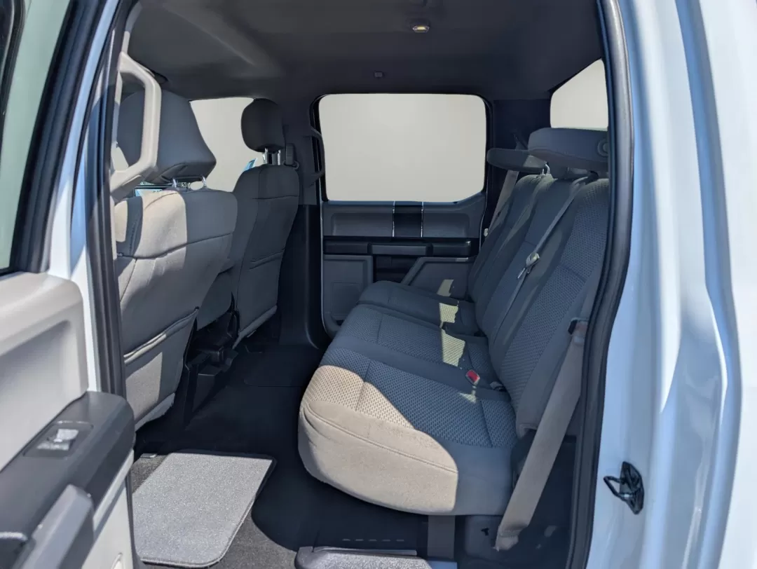 2017 Ford Super Duty F-250 SRW XLT (1FT7W2B61HE) with an Other engine, located at 7000 Northlake Connector, Columbus, GA, 31904, (706) 987-8085, 32.524975, -84.978134 - 2017 Ford Super Duty F-250 SRW XLT - Photo#11