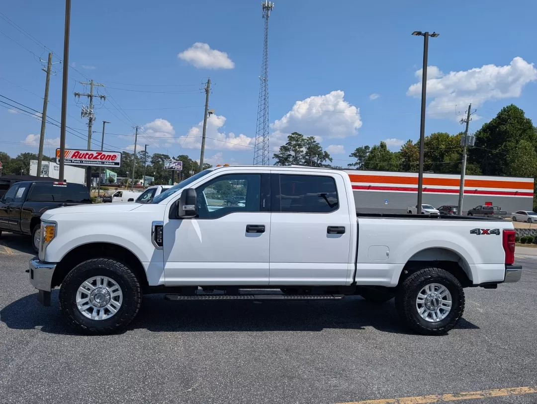2017 Ford Super Duty F-250 SRW XLT (1FT7W2B61HE) with an Other engine, located at 3959 U.S. 80 W, Phenix City, AL, 36870, (334) 297-4885, 32.469296, -85.135185 - 2017 Ford Super Duty F-250 SRW XLT - Photo#7