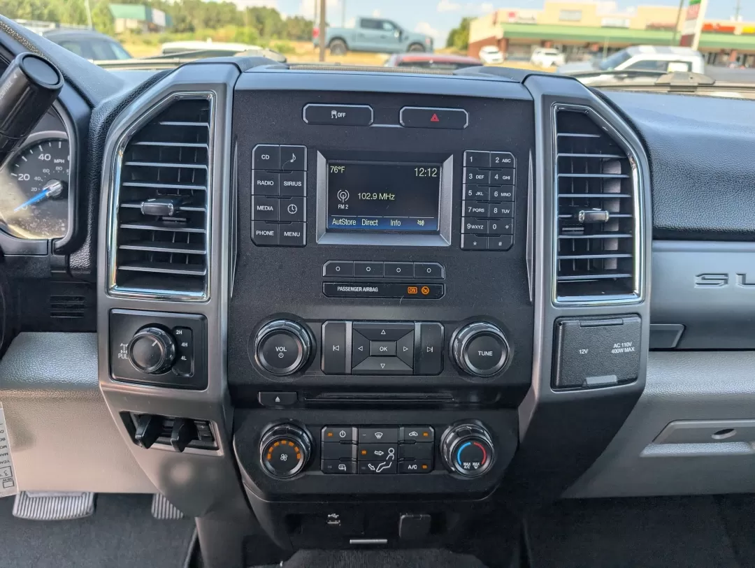 2017 Ford Super Duty F-250 SRW XLT (1FT7W2B61HE) with an Other engine, located at 3959 U.S. 80 W, Phenix City, AL, 36870, (334) 297-4885, 32.469296, -85.135185 - 2017 Ford Super Duty F-250 SRW XLT - Photo#14