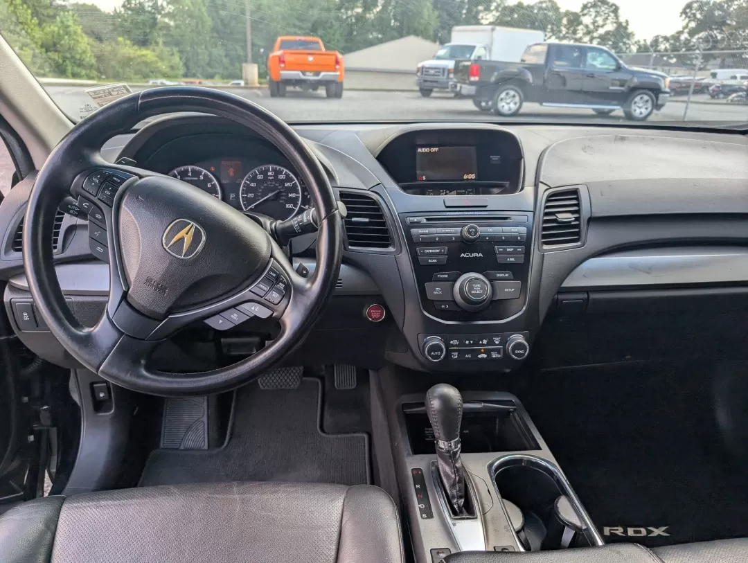 2013 Acura RDX (5J8TB3H36DL) with an Other engine, located at 3959 U.S. 80 W, Phenix City, AL, 36870, (334) 297-4885, 32.469296, -85.135185 - 2013 Acura RDX - Photo#11