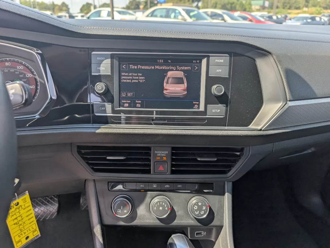 2019 Volkswagen Jetta R-Line (3VWC57BU0KM) with an Other engine, located at 3959 U.S. 80 W, Phenix City, AL, 36870, (334) 297-4885, 32.469296, -85.135185 - 2019 Volkswagen Jetta R-Line - Photo#11