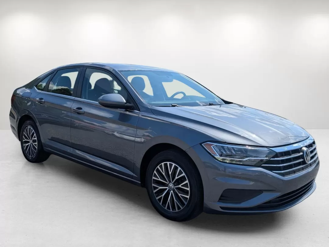 2019 Volkswagen Jetta R-Line (3VWC57BU0KM) with an Other engine, located at 3959 U.S. 80 W, Phenix City, AL, 36870, (334) 297-4885, 32.469296, -85.135185 - **Embrace the Open Road with the 2019 Volkswagen Jetta R-Line! Ideal for Commuters and Adventurers Alike!**<br /> <br /> Are you searching for the perfect vehicle to elevate your daily commute or weekend getaways? Look no further than this stunning 2019 Volkswagen Jetta R-Line, available now at Gils - Photo#3
