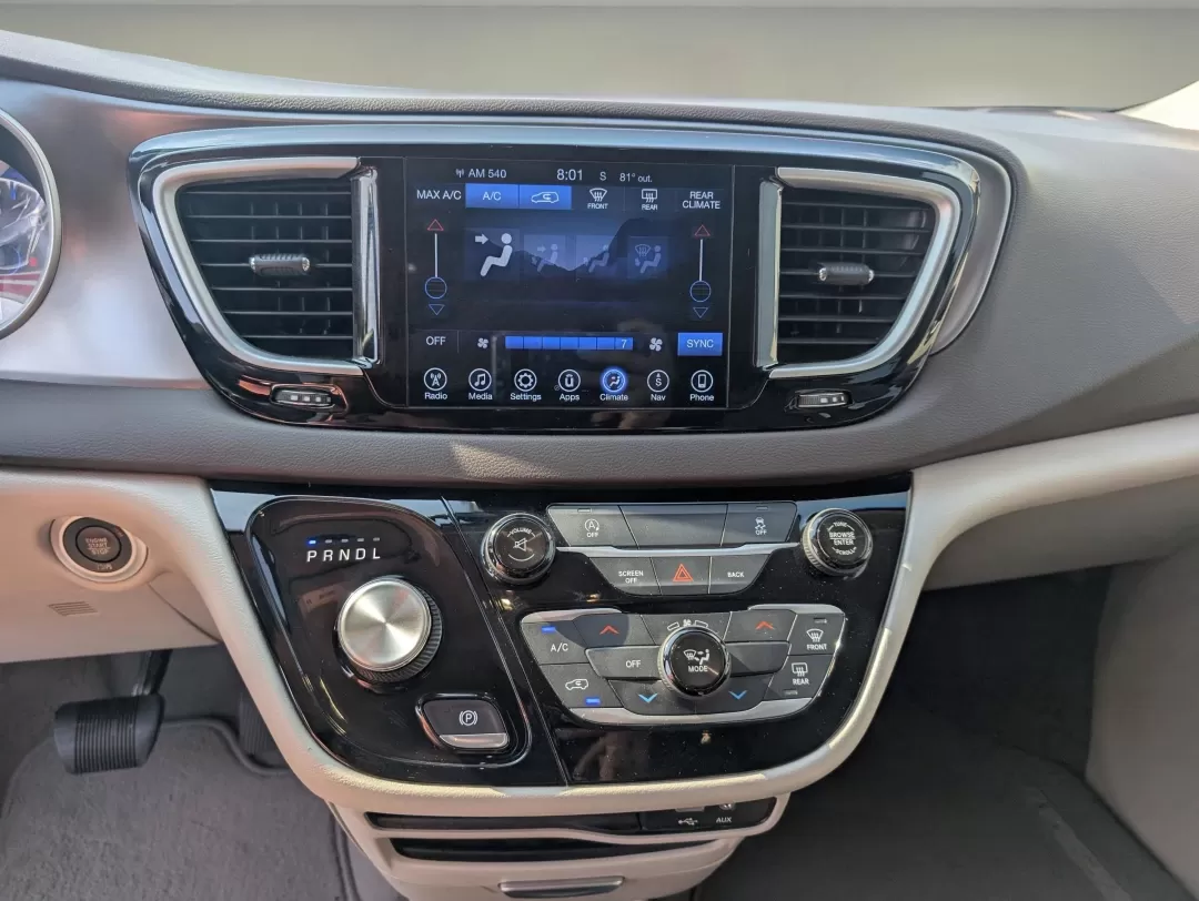 2017 /Toffee/Cognac/Alloy Chrysler Pacifica Touring (2C4RC1DG2HR) with an Other engine, located at 521 Old Farm Lane Rd, Prattville, AL, 36066, (334) 325-1505, 32.482460, -86.416367 - 2017 Chrysler Pacifica Touring - Photo#16