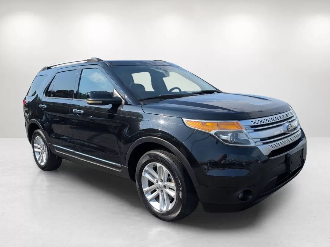 2011 Ford Explorer XLT (1FMHK8D80BG) with an Other engine, located at 3959 U.S. 80 W, Phenix City, AL, 36870, (334) 297-4885, 32.469296, -85.135185 - Are you ready to elevate your family outings or weekend adventures? Look no further than this 2011 Ford Explorer XLT, available now at Gils Auto in Phenix City, AL. With its spacious interior, advanced safety features, and impressive four-wheel drive capabilities, this SUV is perfect for families on - Photo#3