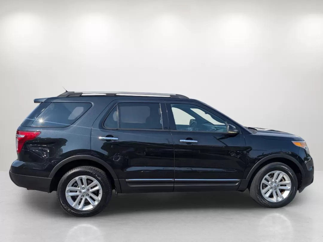 2011 Ford Explorer XLT (1FMHK8D80BG) with an Other engine, located at 3959 U.S. 80 W, Phenix City, AL, 36870, (334) 297-4885, 32.469296, -85.135185 - Are you ready to elevate your family outings or weekend adventures? Look no further than this 2011 Ford Explorer XLT, available now at Gils Auto in Phenix City, AL. With its spacious interior, advanced safety features, and impressive four-wheel drive capabilities, this SUV is perfect for families on - Photo#4