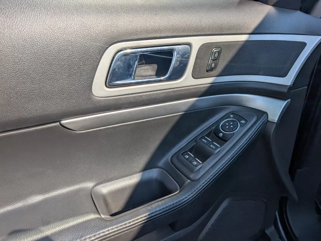 2011 Ford Explorer XLT (1FMHK8D80BG) with an Other engine, located at 3959 U.S. 80 W, Phenix City, AL, 36870, (334) 297-4885, 32.469296, -85.135185 - Are you ready to elevate your family outings or weekend adventures? Look no further than this 2011 Ford Explorer XLT, available now at Gils Auto in Phenix City, AL. With its spacious interior, advanced safety features, and impressive four-wheel drive capabilities, this SUV is perfect for families on - Photo#9