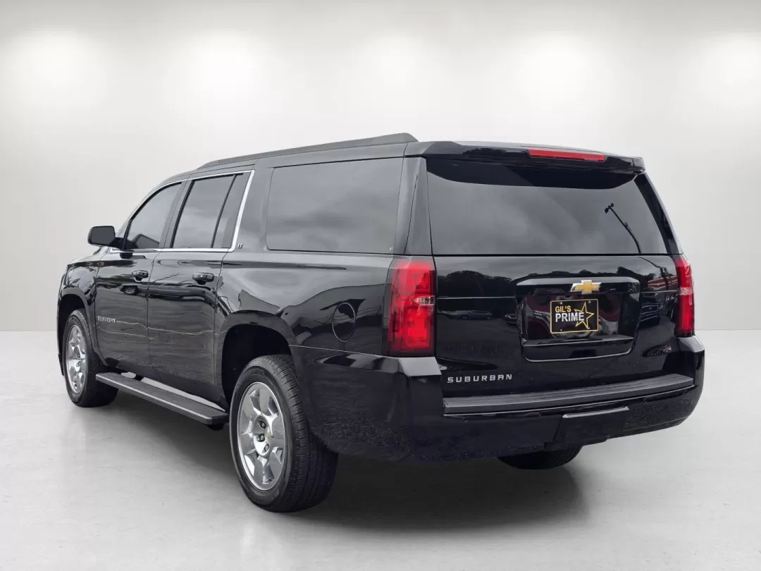 2018 /Jet Black/Dark Ash Chevrolet Suburban LT (1GNSCHKC3JR) with an Other engine, located at 3959 U.S. 80 W, Phenix City, AL, 36870, (334) 297-4885, 32.469296, -85.135185 - **Elevate Your Family Adventures with the 2018 Chevrolet Suburban LT in Prattville, AL!**<br /> <br /> Are you looking for the perfect vehicle for family road trips, weekend getaways, or just daily commutes? Look no further than the stunning 2018 Chevrolet Suburban LT, available now at Gils Auto Pr - Photo#6