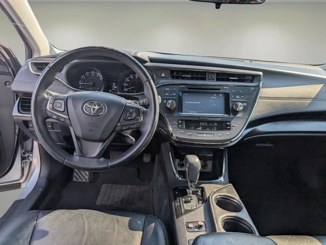2017 Toyota Avalon XLE (4T1BK1EB9HU) with an Other engine, located at 3959 U.S. 80 W, Phenix City, AL, 36870, (334) 297-4885, 32.469296, -85.135185 - 2017 Toyota Avalon XLE - Photo#11
