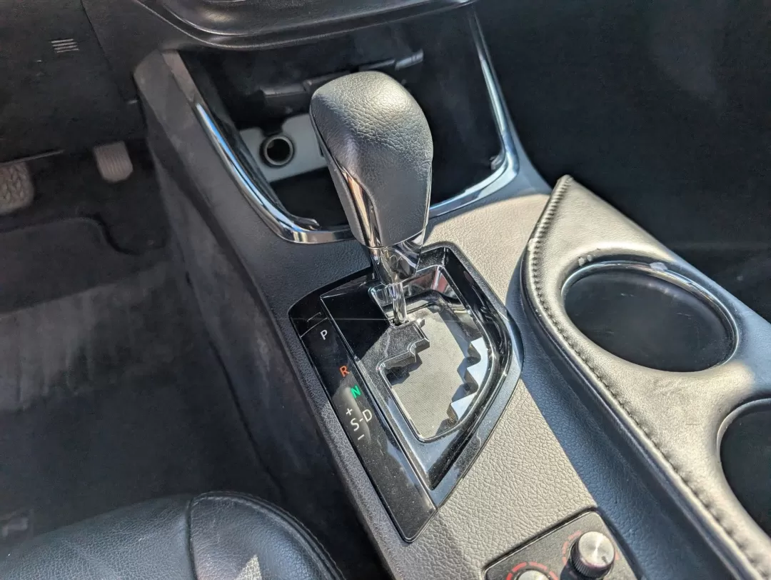 2017 Toyota Avalon XLE (4T1BK1EB9HU) with an Other engine, located at 3959 U.S. 80 W, Phenix City, AL, 36870, (334) 297-4885, 32.469296, -85.135185 - 2017 Toyota Avalon XLE - Photo#13
