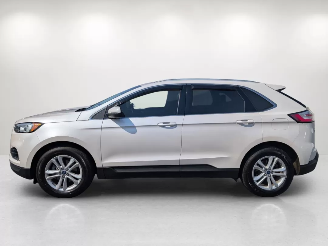 2019 Ford Edge SEL (2FMPK3J99KB) with an Other engine, located at 3959 U.S. 80 W, Phenix City, AL, 36870, (334) 297-4885, 32.469296, -85.135185 - Are you in the market for a versatile SUV that enhances your daily commute while accommodating weekend adventures? Look no further! At Gils Auto, located at 3959 U.S. 80 W, Phenix City, AL 36870, we proudly present this stunning 2019 Ford Edge SEL. With a perfect blend of style, comfort, and advance - Photo#8