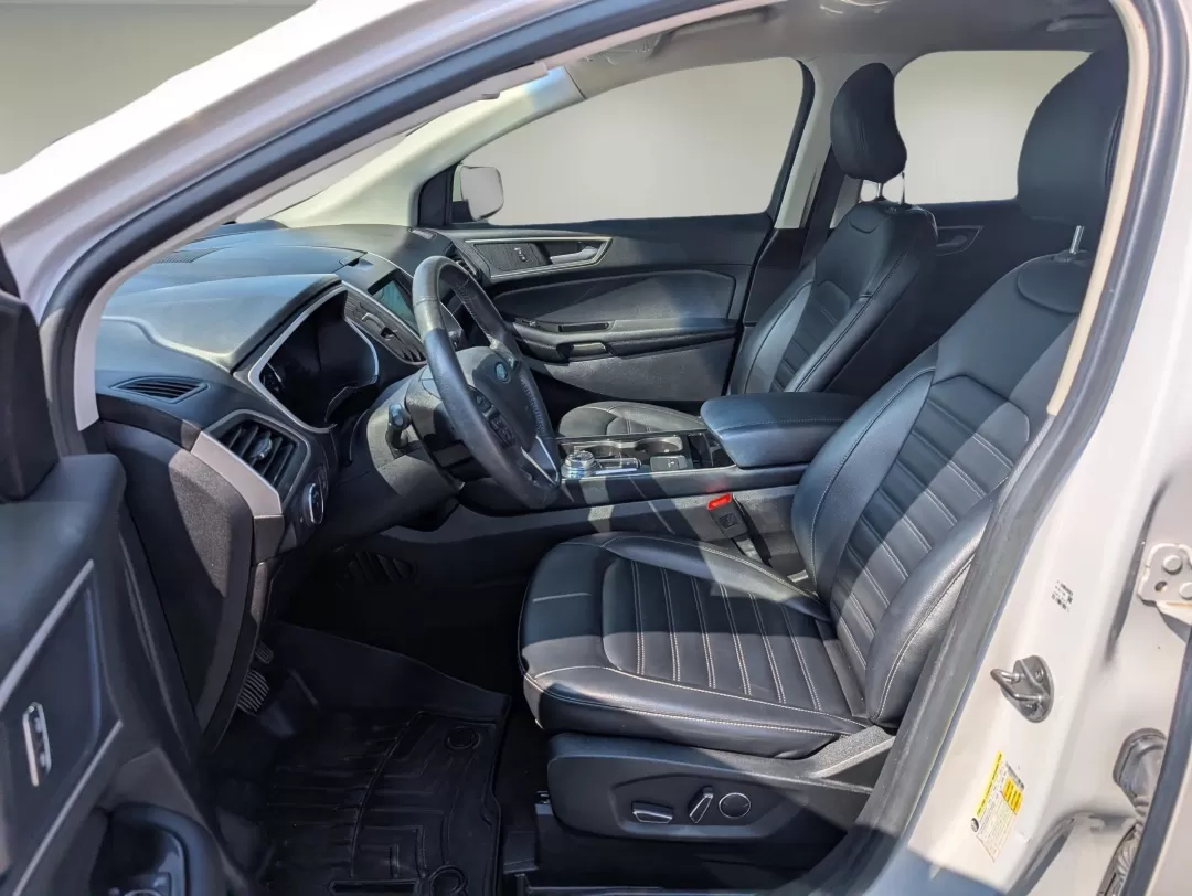2019 Ford Edge SEL (2FMPK3J99KB) with an Other engine, located at 3959 U.S. 80 W, Phenix City, AL, 36870, (334) 297-4885, 32.469296, -85.135185 - Are you in the market for a versatile SUV that enhances your daily commute while accommodating weekend adventures? Look no further! At Gils Auto, located at 3959 U.S. 80 W, Phenix City, AL 36870, we proudly present this stunning 2019 Ford Edge SEL. With a perfect blend of style, comfort, and advance - Photo#10