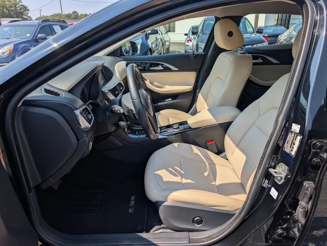 2018 /Wheat Infiniti QX30 Luxury (SJKCH5CPXJA) with an Other engine, located at 3959 U.S. 80 W, Phenix City, AL, 36870, (334) 297-4885, 32.469296, -85.135185 - **Upgrade Your Lifestyle with the 2018 Infiniti QX30 Luxury SUV: Perfect for Every Journey!**<br /> <br /> At Gils Auto, located at 3959 U.S. 80 W in Phenix City, AL, we understand the importance of finding a vehicle that fits your lifestyle perfectly. Whether you're a growing family in need of extr - Photo#9
