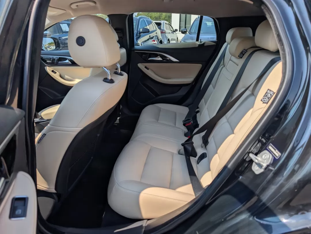 2018 /Wheat Infiniti QX30 Luxury (SJKCH5CPXJA) with an Other engine, located at 3959 U.S. 80 W, Phenix City, AL, 36870, (334) 297-4885, 32.469296, -85.135185 - **Upgrade Your Lifestyle with the 2018 Infiniti QX30 Luxury SUV: Perfect for Every Journey!**<br /> <br /> At Gils Auto, located at 3959 U.S. 80 W in Phenix City, AL, we understand the importance of finding a vehicle that fits your lifestyle perfectly. Whether you're a growing family in need of extr - Photo#11