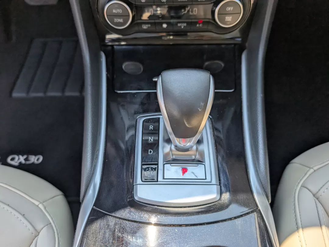 2018 /Wheat Infiniti QX30 Luxury (SJKCH5CPXJA) with an Other engine, located at 3959 U.S. 80 W, Phenix City, AL, 36870, (334) 297-4885, 32.469296, -85.135185 - **Upgrade Your Lifestyle with the 2018 Infiniti QX30 Luxury SUV: Perfect for Every Journey!**<br /> <br /> At Gils Auto, located at 3959 U.S. 80 W in Phenix City, AL, we understand the importance of finding a vehicle that fits your lifestyle perfectly. Whether you're a growing family in need of extr - Photo#14