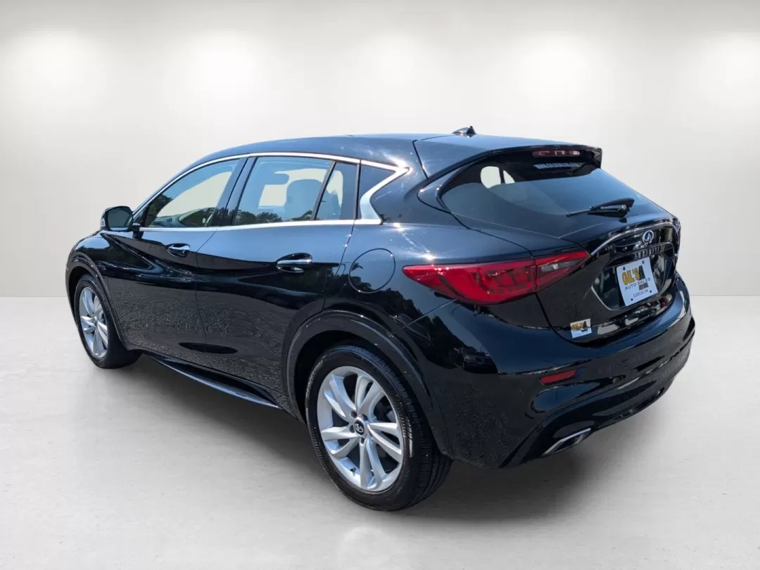 2018 /Wheat Infiniti QX30 Luxury (SJKCH5CPXJA) with an Other engine, located at 3959 U.S. 80 W, Phenix City, AL, 36870, (334) 297-4885, 32.469296, -85.135185 - **Upgrade Your Lifestyle with the 2018 Infiniti QX30 Luxury SUV: Perfect for Every Journey!**<br /> <br /> At Gils Auto, located at 3959 U.S. 80 W in Phenix City, AL, we understand the importance of finding a vehicle that fits your lifestyle perfectly. Whether you're a growing family in need of extr - Photo#7