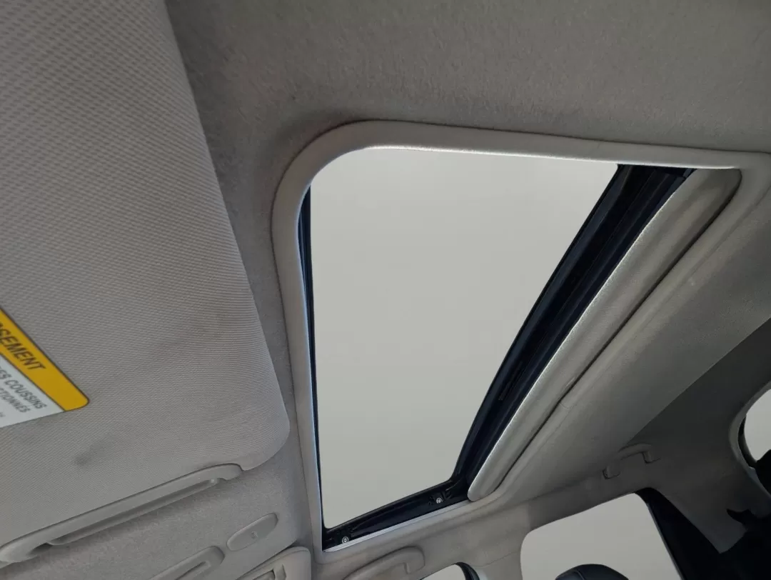 2016 /Black Nissan Juke SL (JN8AF5MR9GT) with an Other engine, located at 5115 14th Ave., Columbus, GA, 31904, (706) 323-0345, 32.511494, -84.971046 - ### Your Perfect Adventure Awaits: 2016 Nissan Juke SL at Gils Auto in Phenix City, AL<br /> <br /> Ready for your next journey? Whether you're embarking on daily commutes or planning weekend getaways, the 2016 Nissan Juke SL is designed for those who crave a dynamic lifestyle. With its sporty exter - Photo#16