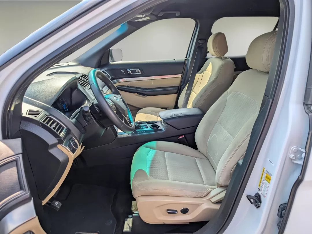 2016 Ford Explorer Base (1FM5K7BH3GG) with an Other engine, located at 3959 U.S. 80 W, Phenix City, AL, 36870, (334) 297-4885, 32.469296, -85.135185 - 2016 Ford Explorer Base - Photo#9