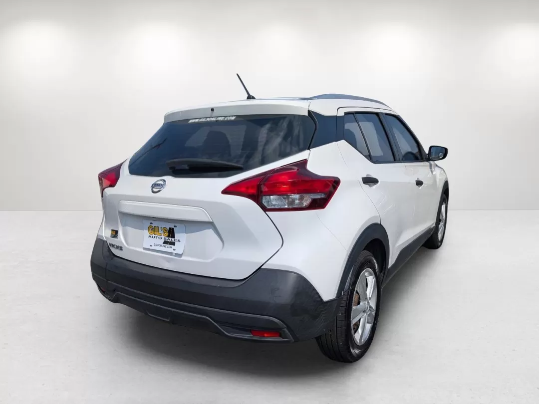 2019 /Charcoal Nissan Kicks S (3N1CP5CU2KL) with an Other engine, located at 3959 U.S. 80 W, Phenix City, AL, 36870, (334) 297-4885, 32.469296, -85.135185 - 2019 Nissan Kicks S - Photo#4