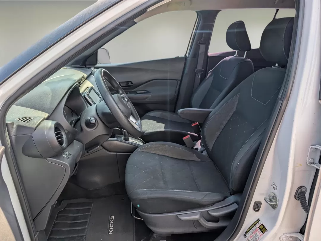 2019 /Charcoal Nissan Kicks S (3N1CP5CU2KL) with an Other engine, located at 3959 U.S. 80 W, Phenix City, AL, 36870, (334) 297-4885, 32.469296, -85.135185 - 2019 Nissan Kicks S - Photo#9