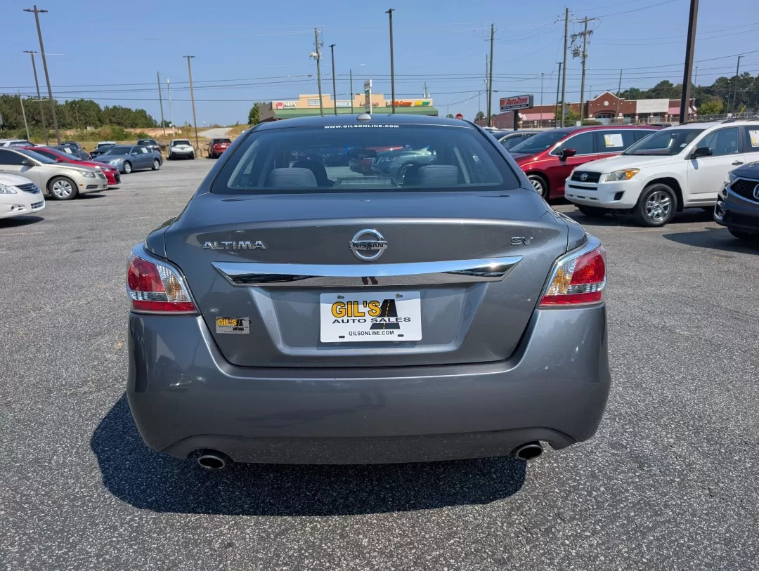 2015 /Charcoal Nissan Altima 2.5 SV (1N4AL3AP6FC) with an Other engine, located at 3959 U.S. 80 W, Phenix City, AL, 36870, (334) 297-4885, 32.469296, -85.135185 - **Elevate Your Daily Drive with the 2015 Nissan Altima 2.5 SV at Gils Auto Perfect for Commuters and Families Alike!**<br /> <br /> Are you tired of your daily commute, longing for a vehicle that combines style, comfort, and reliability? Look no further! The 2015 Nissan Altima 2.5 SV available at G - Photo#5