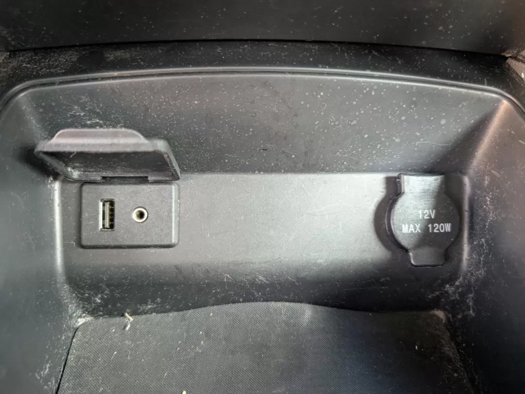 2015 /Charcoal Nissan Altima 2.5 SV (1N4AL3AP6FC) with an Other engine, located at 1430 Gateway Drive, Opelika, AL, 36801, (334) 239-0944, 32.637871, -85.409790 - 2015 Nissan Altima 2.5 SV - Photo#14