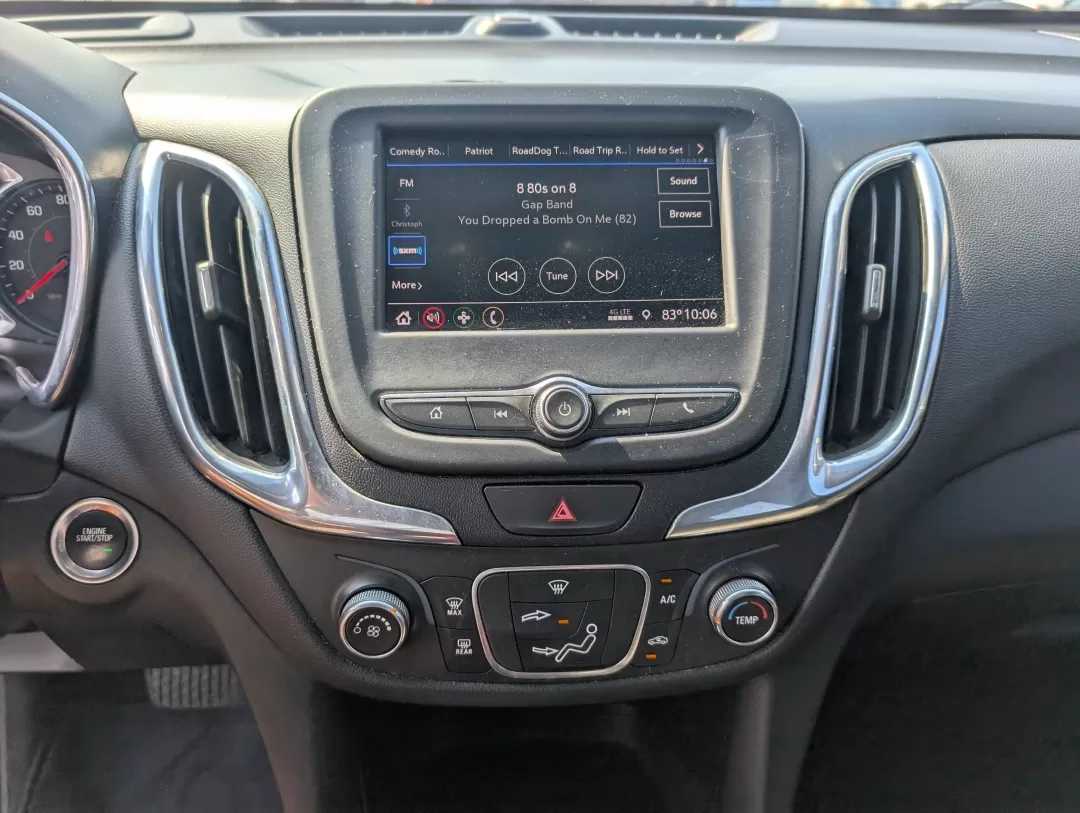 2020 /Jet Black Chevrolet Equinox LT (2GNAXKEV2L6) with an Other engine, located at 3959 U.S. 80 W, Phenix City, AL, 36870, (334) 297-4885, 32.469296, -85.135185 - **Explore New Horizons in the 2020 Chevrolet Equinox LT Perfect for Your Next Adventure!**<br /> <br /> Are you ready to elevate your daily commute or embark on weekend getaways? The 2020 Chevrolet Equinox LT is the ultimate SUV for those seeking comfort, versatility, and style. With its spacious i - Photo#13
